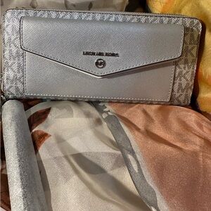 Michael Kors Silver and Gray Wallet with Wristlet